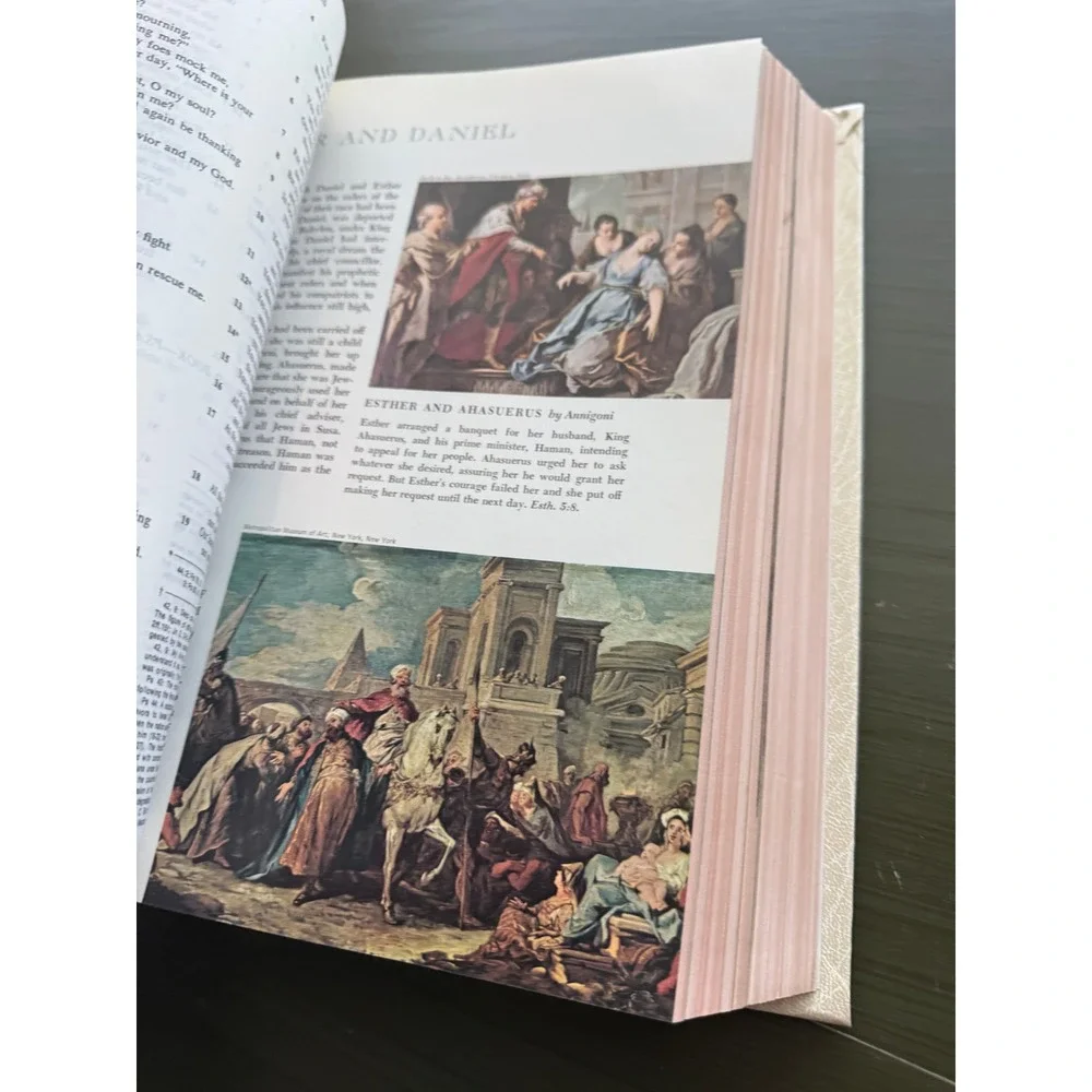 The New American Bible Catholic Edition Last Supper Cream Gold Faux Leather NAB